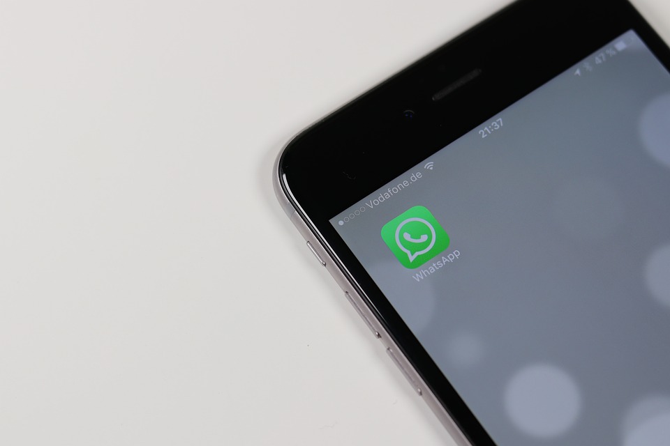 meta ultima los detalles para implementar la interoperabilidad de whatsapp y messenger en europa